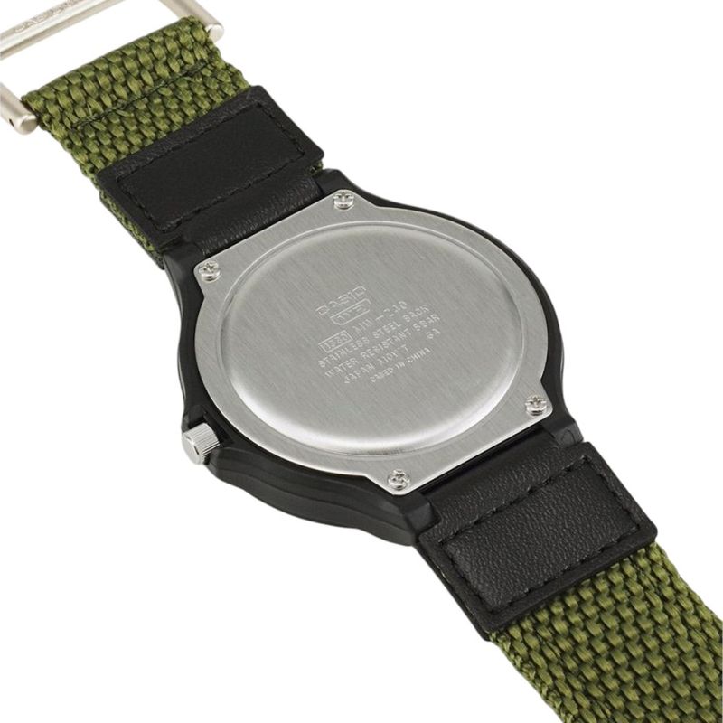 104922279-Reloj-Casio-analogo-de-tela-verde-para-hombre