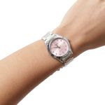 104947934-Reloj-Q-Q-analogo-de-metal-plateado-para-mujer