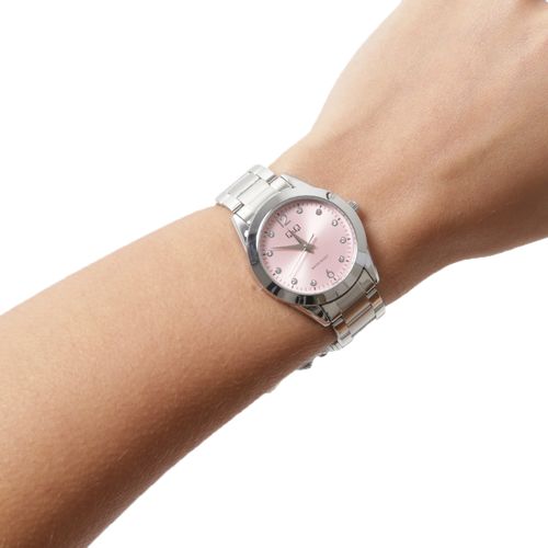 Reloj Q&Q análogo de metal plateado para mujer