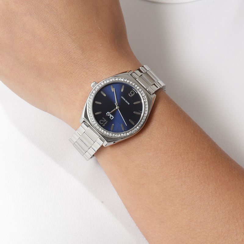 104947950-Reloj-Q-Q-analogo-de-metal-plateado-para-mujer