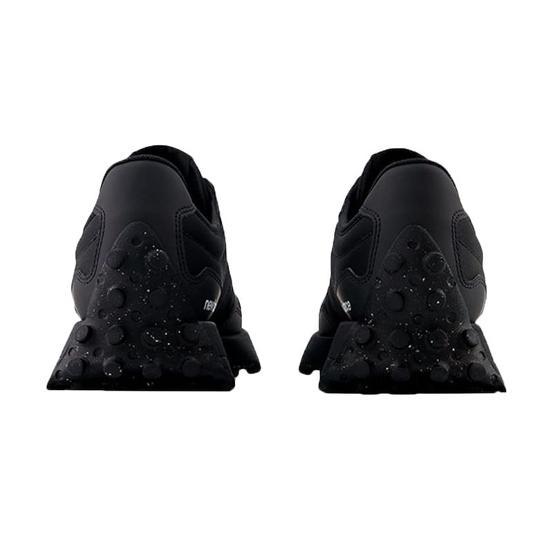 104907843-Zapato-New-Balance-327-casual-negro-para-mujer