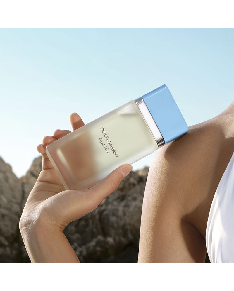 Light-Blue-Eau-de-Toilette