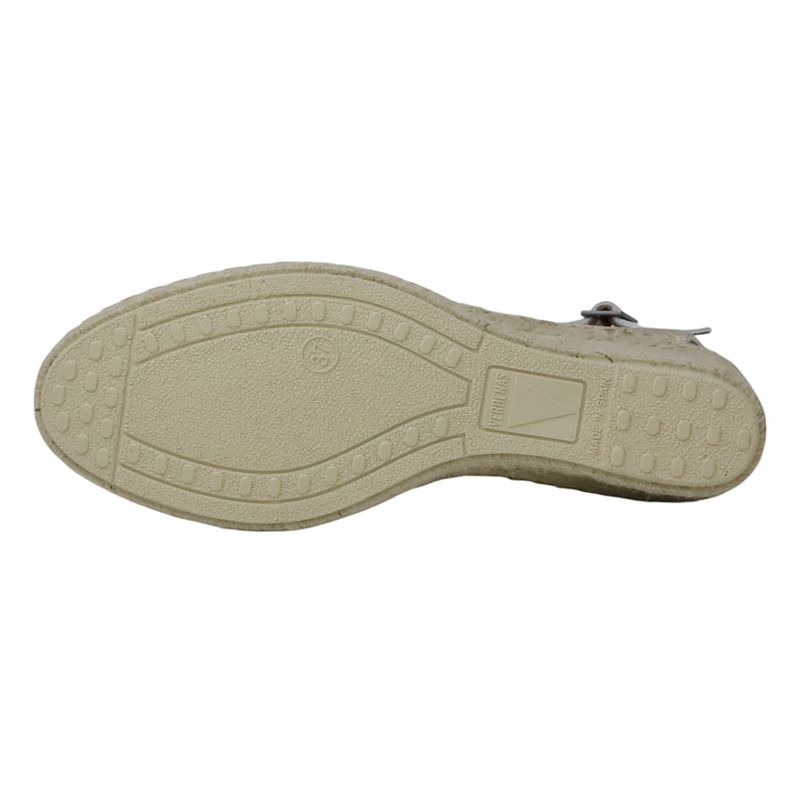 104859715-Sandalia-alpargata-casual-color-dorado-para-mujer