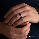 104933283-Anillo-de-acero-inoxidable-bicolor-para-hombre
