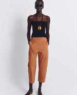 104958629-Pantalon-Sfera-capri-anaranjado-de-cintura-alta-para-mujer