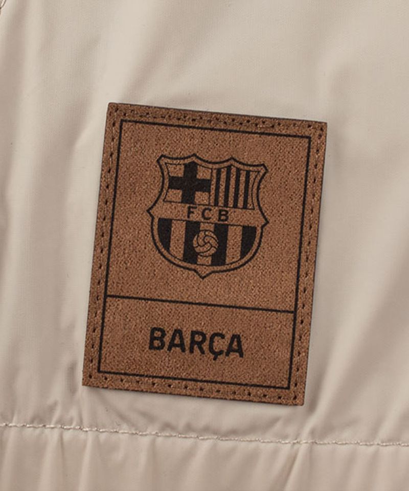 104941577-Chaqueta-deportiva-FC-Barcelona-beige-color-blocking-para-hombre