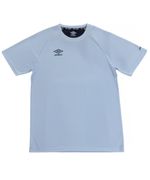 104891189-Camiseta-deportiva-running-Umbro-celeste-estampada-para-hombre
