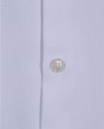 104935325-Camisa-formal-Unexpected-tailored-fit-blanca-texturizada-para-hombre