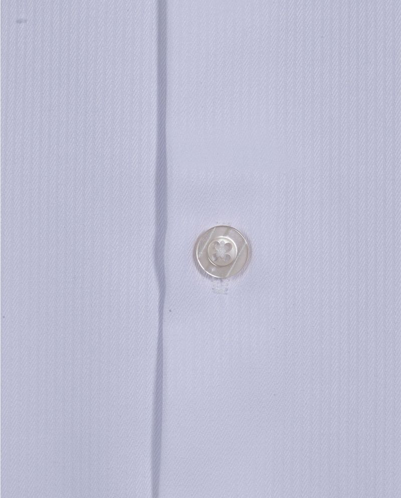 104935325-Camisa-formal-Unexpected-tailored-fit-blanca-texturizada-para-hombre