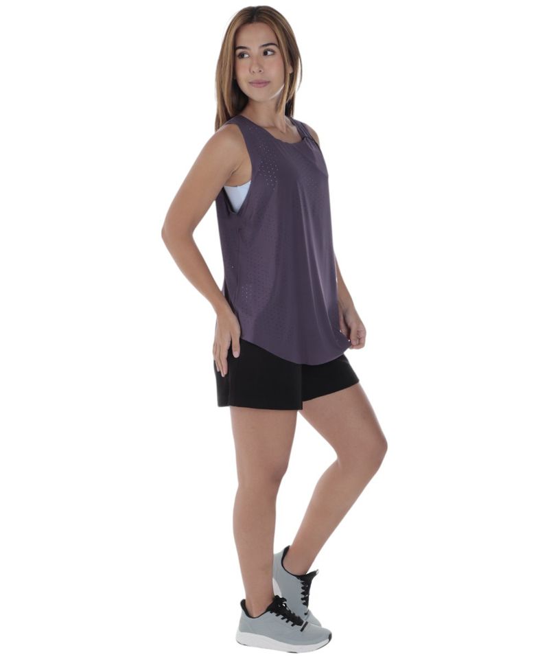 104908177-Camiseta-deportiva-Boomerang-morado-oscuro-calada-para-mujer