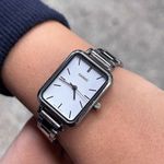 104922267-Reloj-Casio-analogo-de-acero-inoxidable-para-mujer