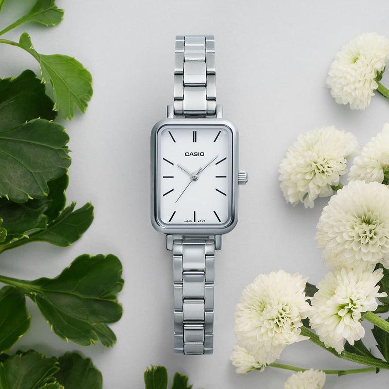 104922267-Reloj-Casio-analogo-de-acero-inoxidable-para-mujer