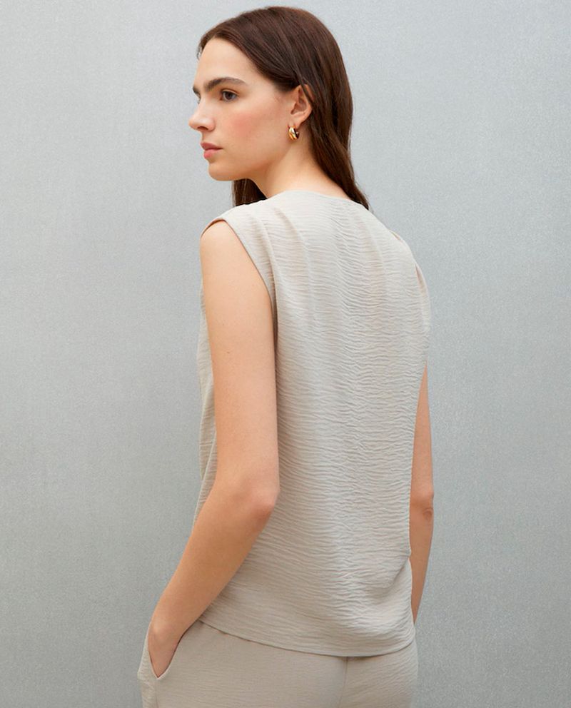 104946887-Blusa-Easy-Wear-casual-beige-sin-mangas-para-mujer