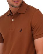104949060-Camisa-polo-Nautica-slim-fit-cafe-solida-para-hombre