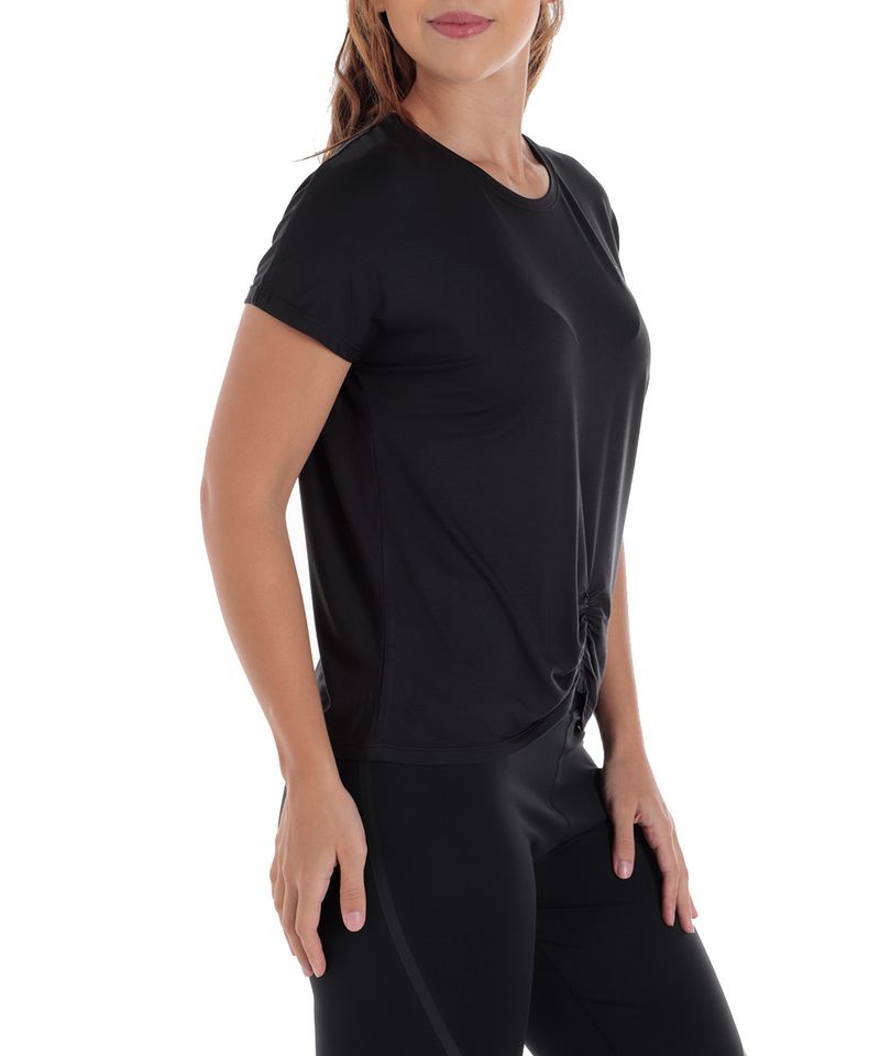 104935585-Camiseta-deportiva-Everlast-negra-estampada-para-mujer