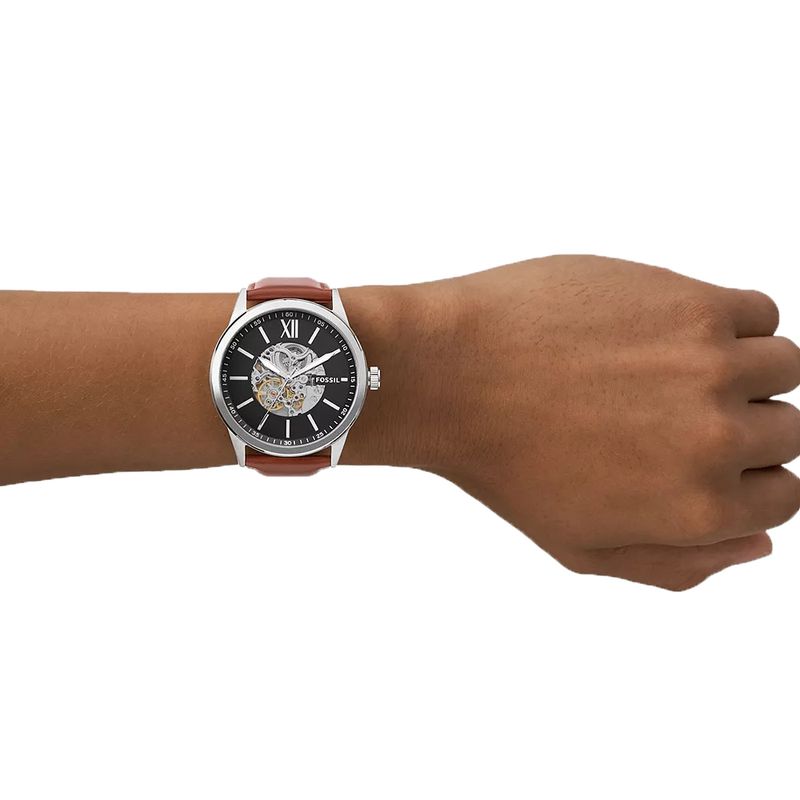 104985873-Reloj-Fossil-analogo-de-cuero-cafe-para-hombre