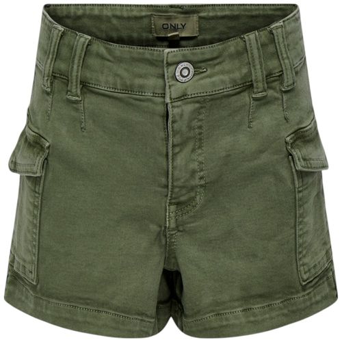 Short verde sólido para niña