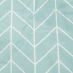 104871397-Toalla-blanca-con-capucha-para-bebe
