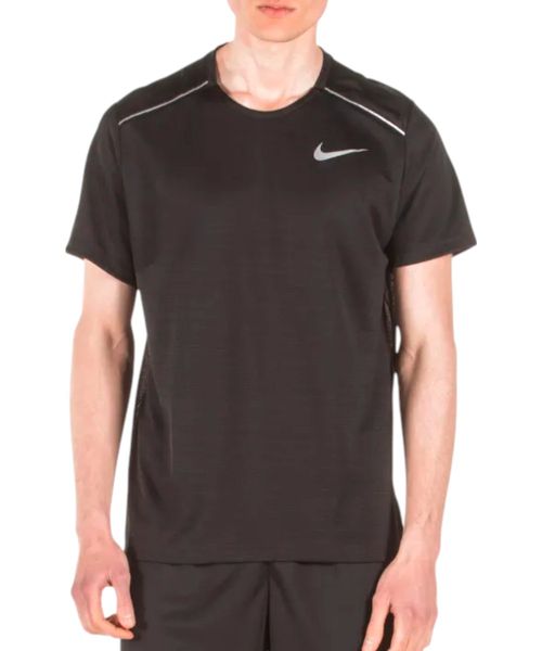 Camiseta deportiva Nike negra con textura para hombre
