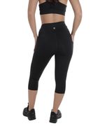 104867485-Leggings-capri-deportivo-Teammate-negro-solido-para-mujer