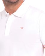 104974125-Camisa-polo-Oscar-de-la-Renta-classic-fit-blanca-solida-para-hombre