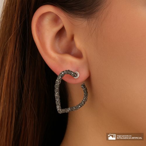 Argollas de corazón color negro para mujer