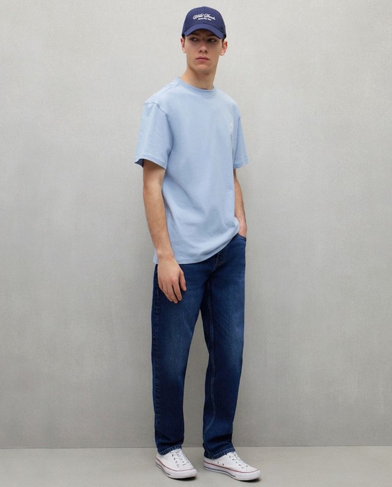 105000305-Camiseta-Easy-Wear-relaxed-fit-celeste-con-estampado--Denim-Blue--para-hombre
