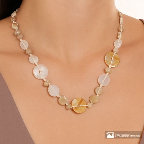Collar largo en tonos dorados con cuentas para mujer