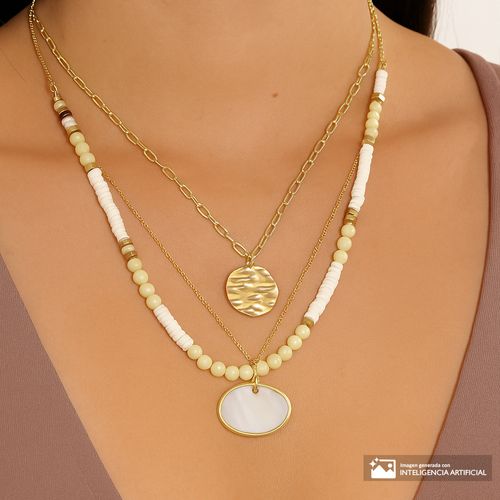 Collar triple en tonos café y dorados para mujer