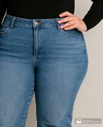 104890827-Jeans Sabrina Straight celeste de cintura alta para mujer