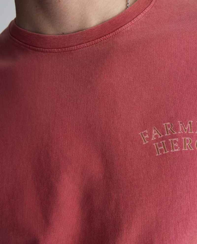 104997707-Camiseta-Sfera-coral-con-estampado--Farmer-Hero--para-hombre
