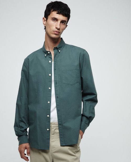 Camisa oxford Sfera regular fit verde sólido para hombre