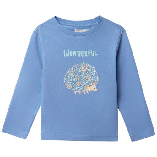 Blusa azul con estampado para niña