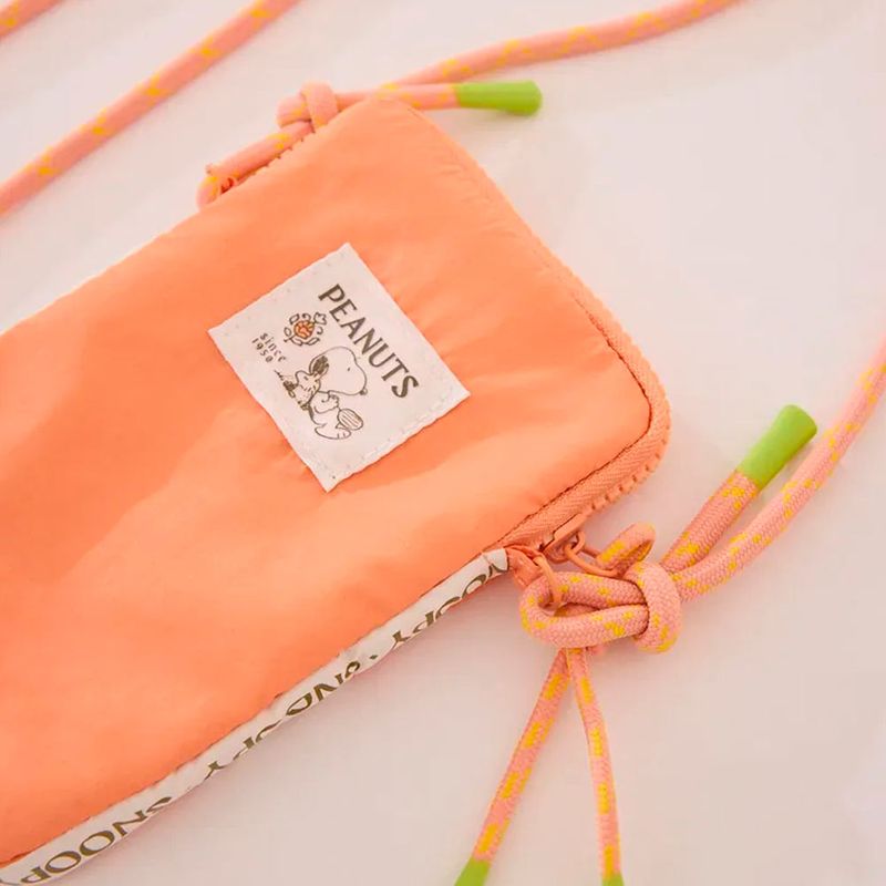 104945287-Funda-para-celular-Women-Secret-estampada-para-mujer