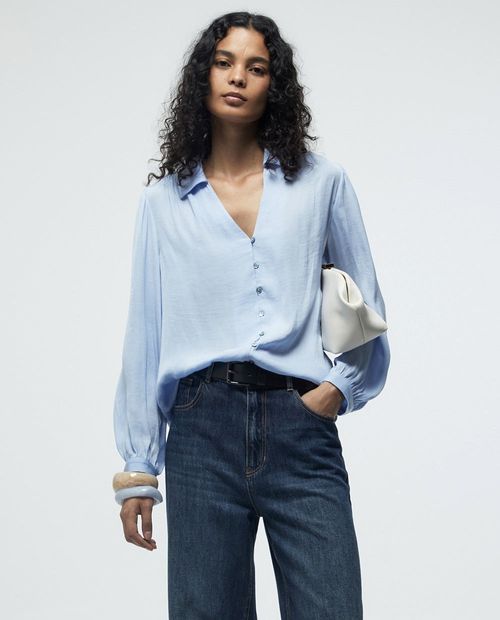 Blusa Sfera camisera celeste manga larga para mujer