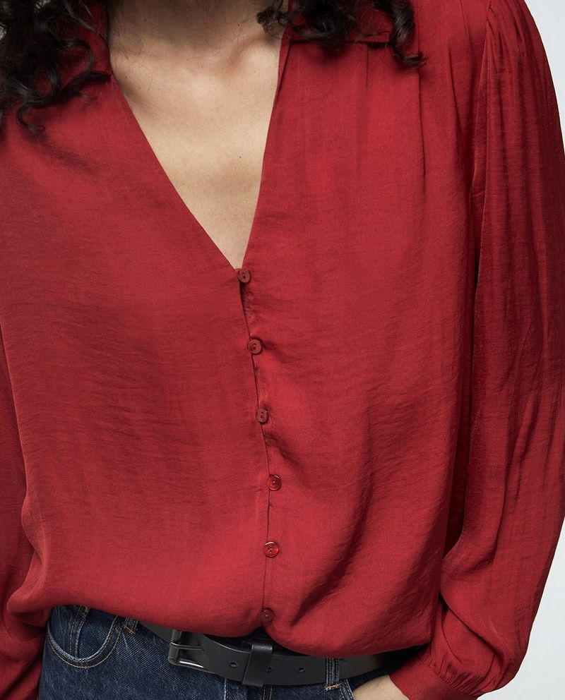 104994875-Blusa-Sfera-camisera-roja-manga-larga-para-mujer