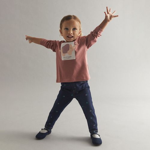 Blusa rosada con estampado para bebé niña