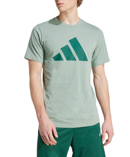 Camiseta deportiva Adidas Essentials verde estampada para hombre