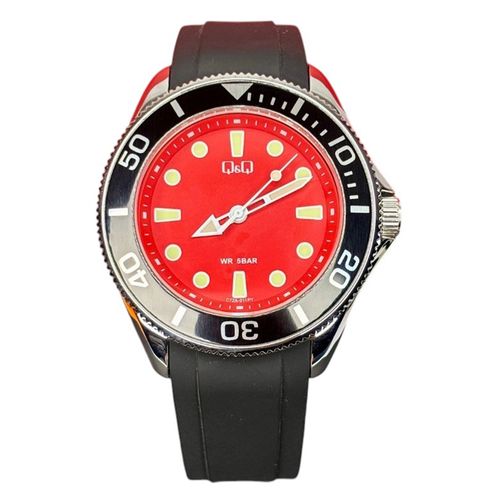 Reloj Q&Q análogo de silicona color negro para hombre