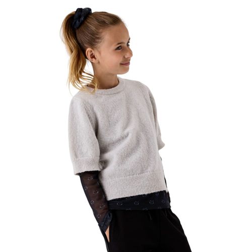 Blusa gris sólido para niña