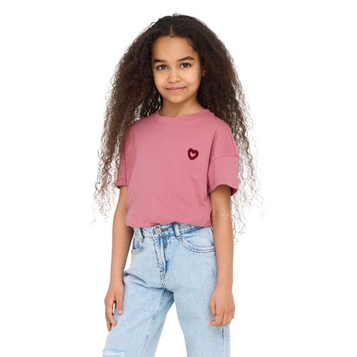 Blusa rosada con bordado para niña