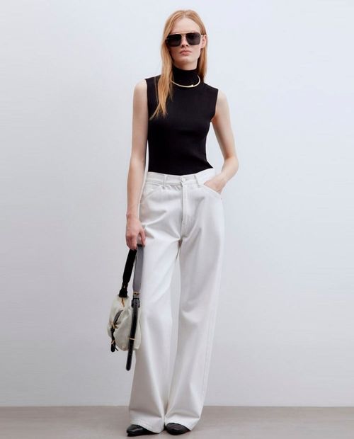 Blusa Sfera casual negra sin mangas para mujer