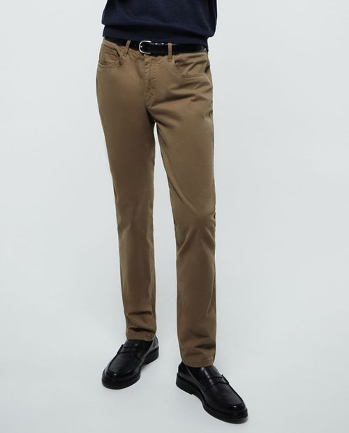 Pantalón casual Sfera slim fit café sólido para hombre