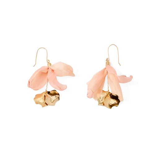 Aretes largos de petalos dorados para mujer