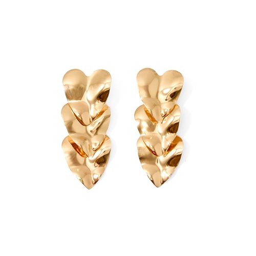 Aretes de corazones dorados para mujer