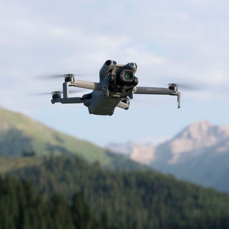 Drone dji mini 5 pro control con pantalla + 3 baterias plus + accesorios-1758554688033