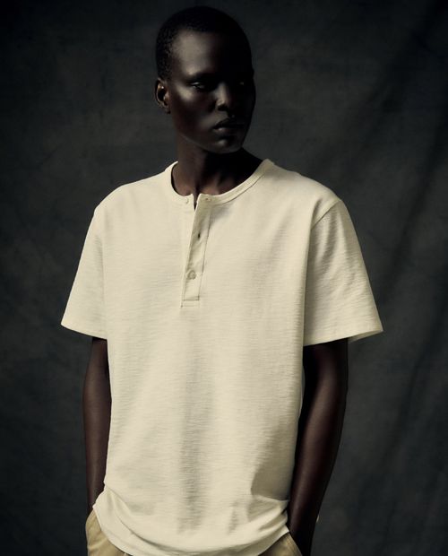 Camiseta henley Sfera ivory texturizada para hombre