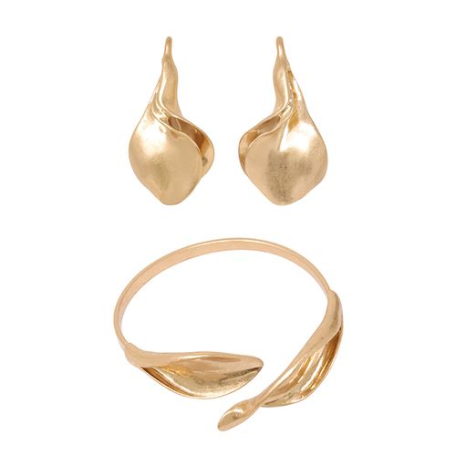 Set de anillo y aretes dorados para mujer
