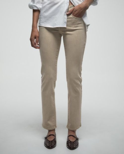Jeans Sfera slim beige de cintura media para mujer