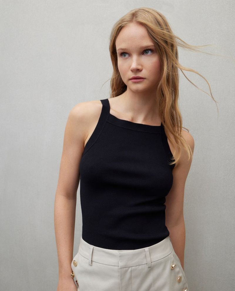 105028483-Camiseta Easy Wear negra de tirantes para mujer